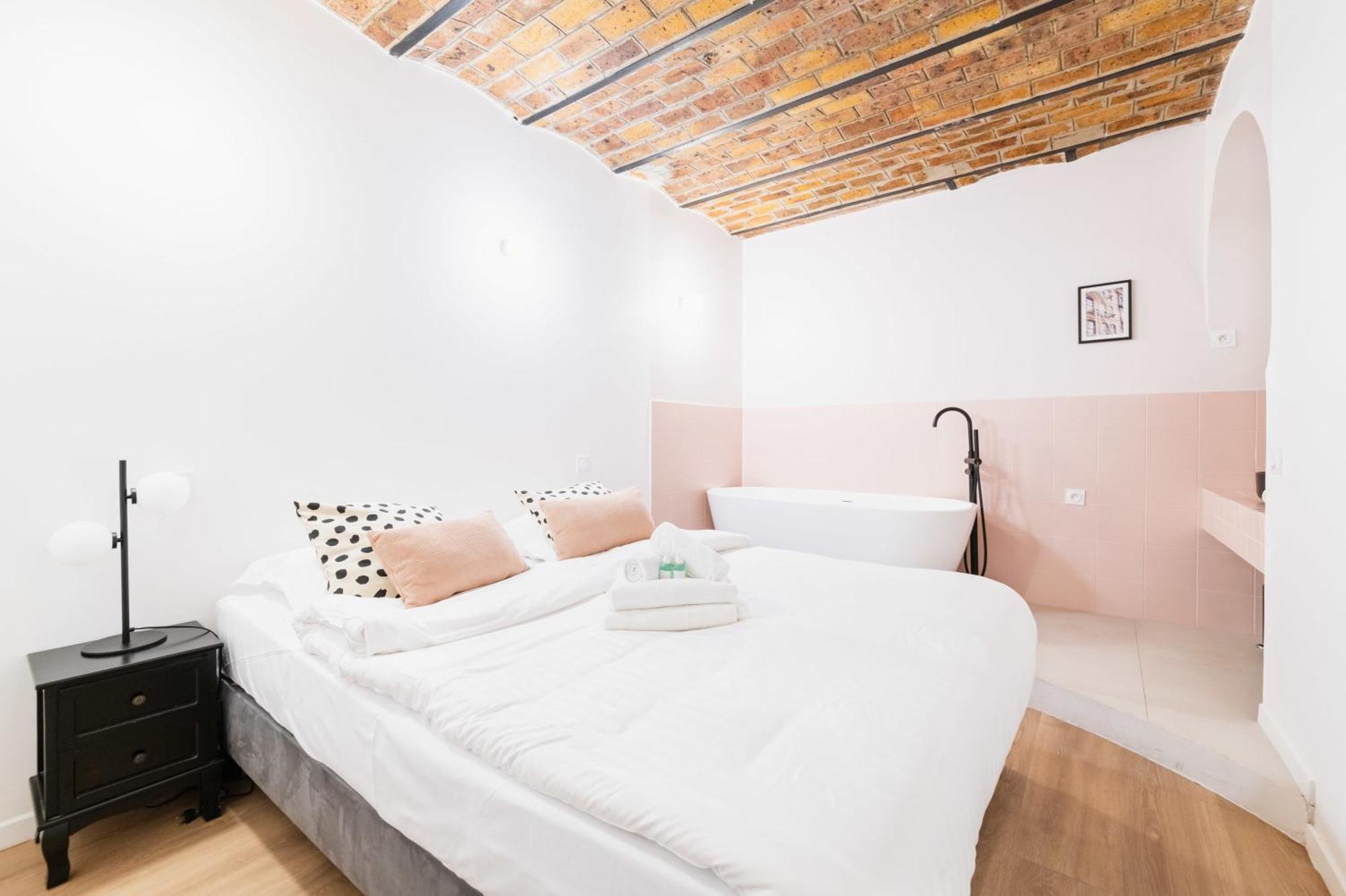 Appartement Luxueux Avec Salle De Bains De Reve 6P パリ エクステリア 写真